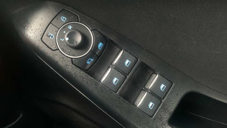 Ford Puma 1.0 EcoBoost Hybrid mHEV ST-Line X 5dr Petrol Hatchback